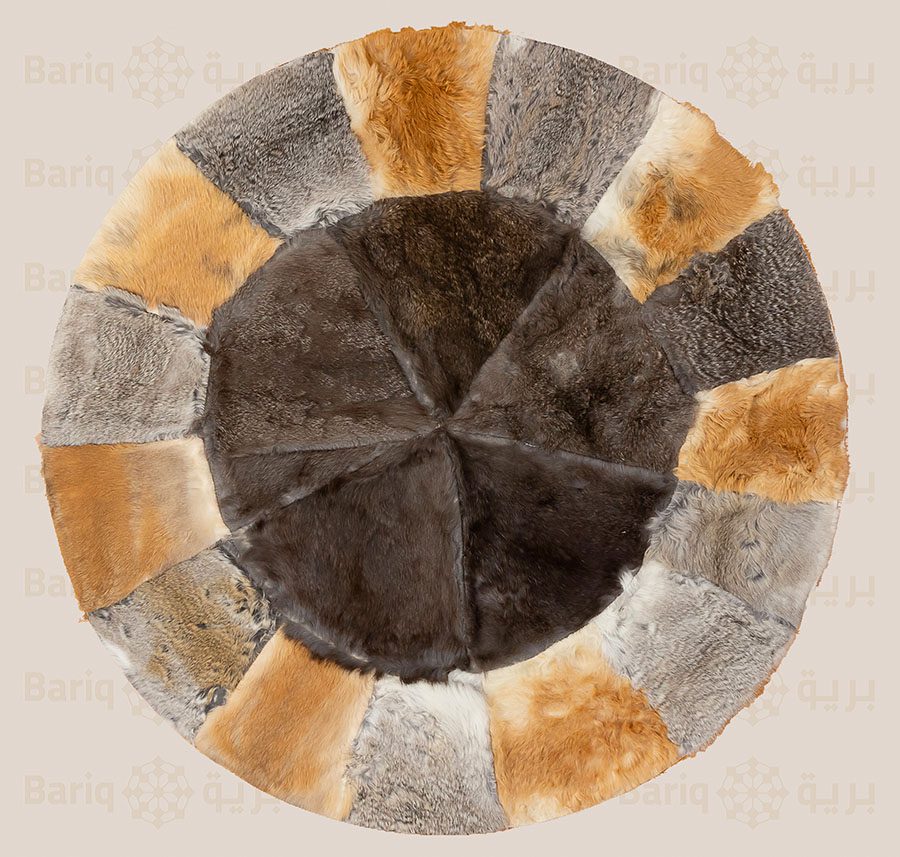 1154 Natural fur rug - Image 1